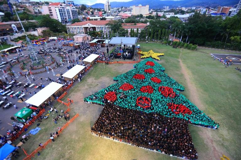 Hondurans get in the spirit with world record human Christmas tree