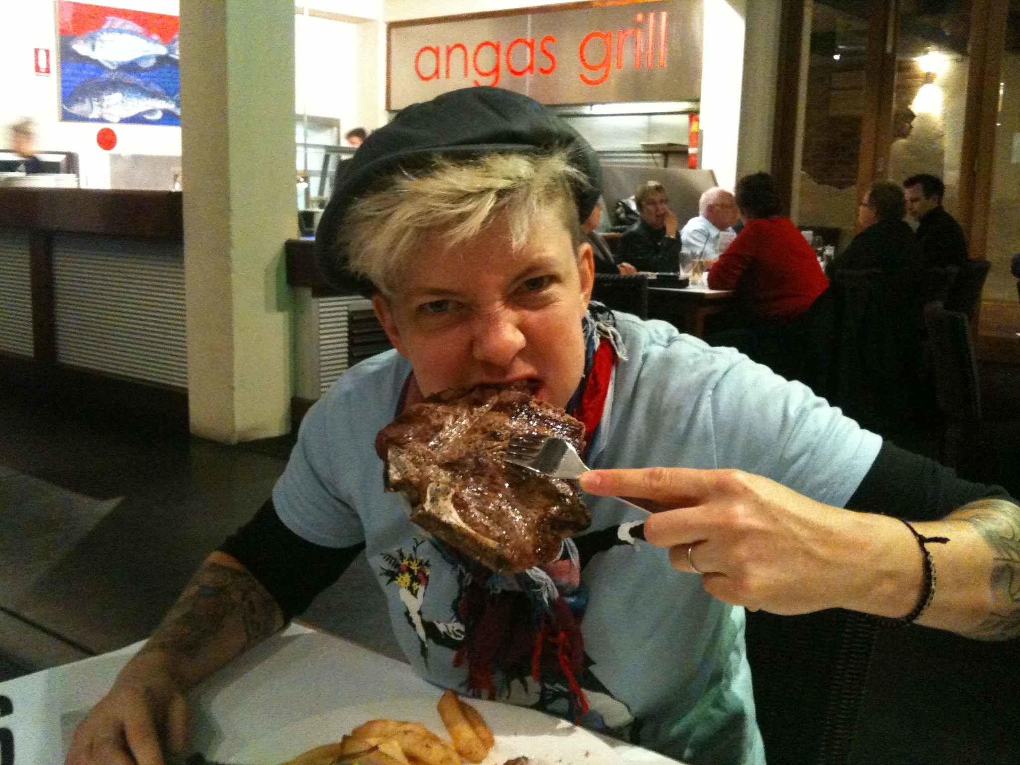 Roller Derby wrap with Chip & Chuck season4 bout 3