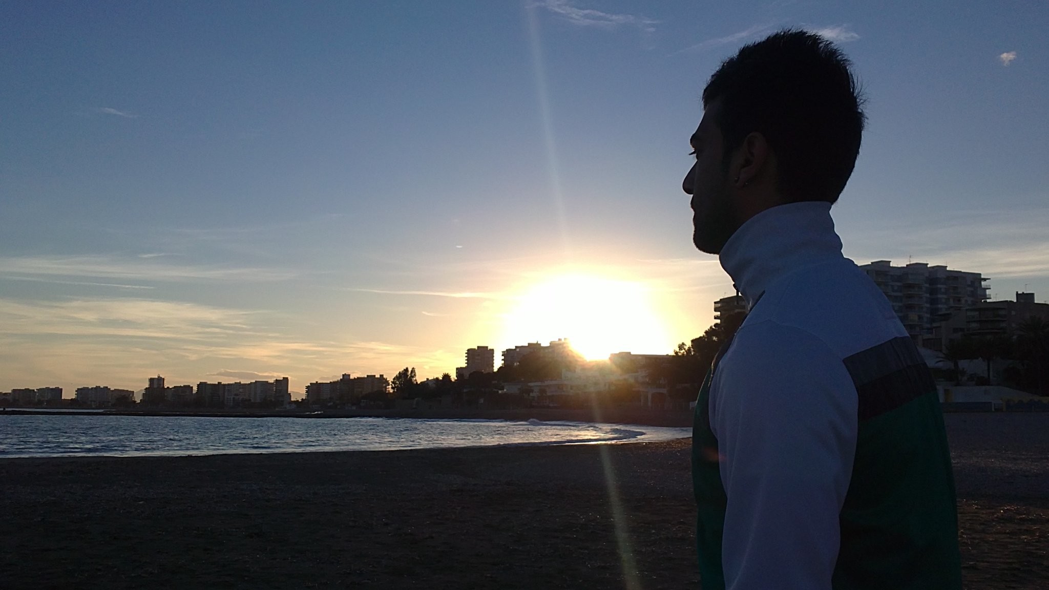 in the beach (original mix)